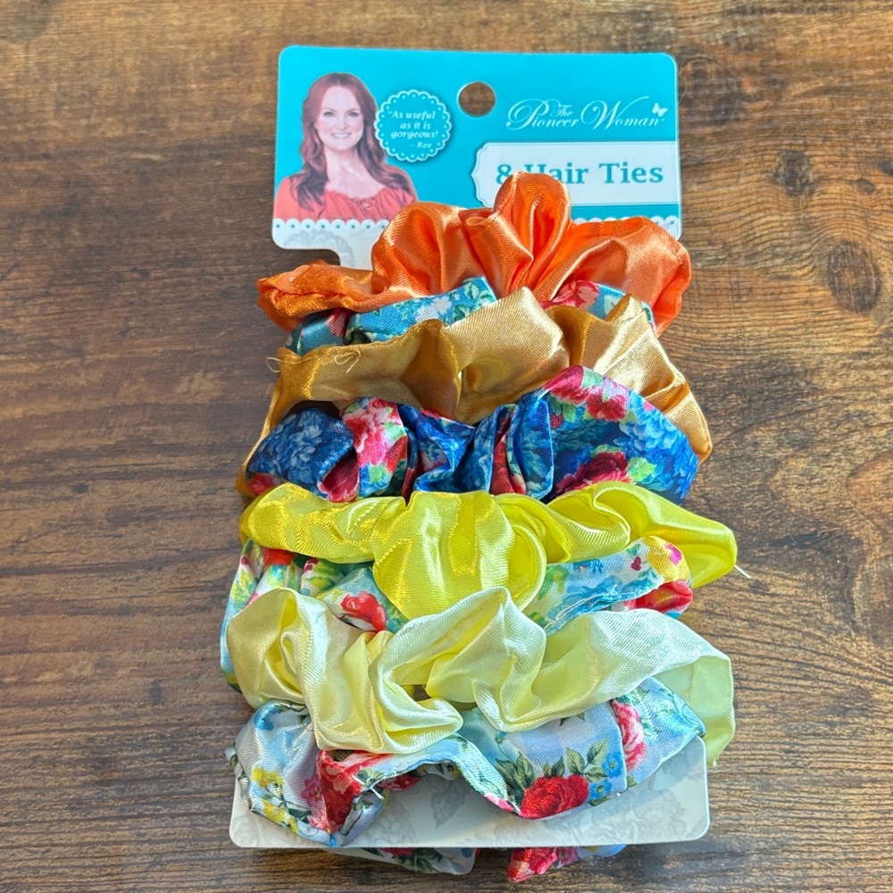 The Pioneer Woman Vibrant Floral Hair Scrunchies Set